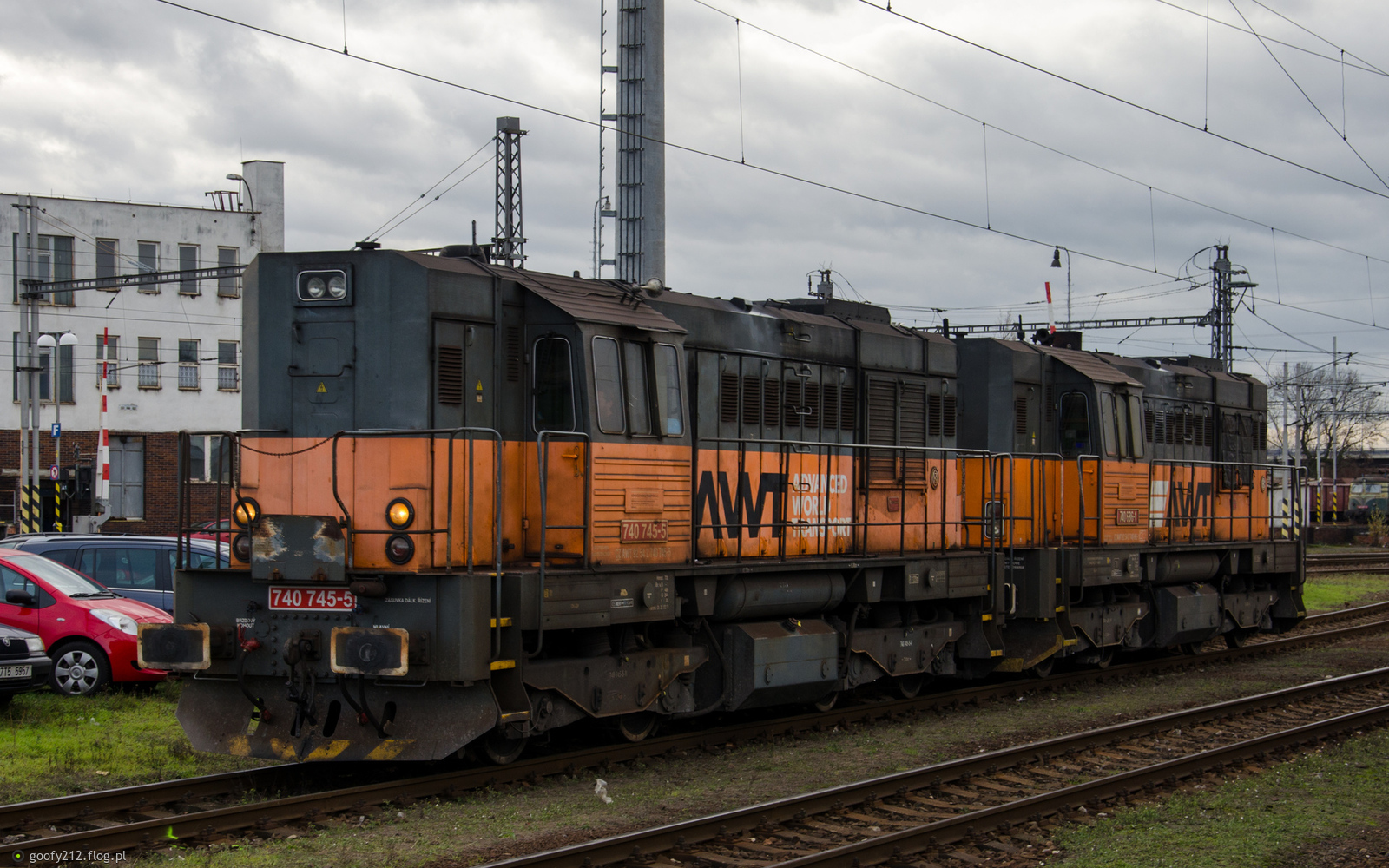 740 745-5
