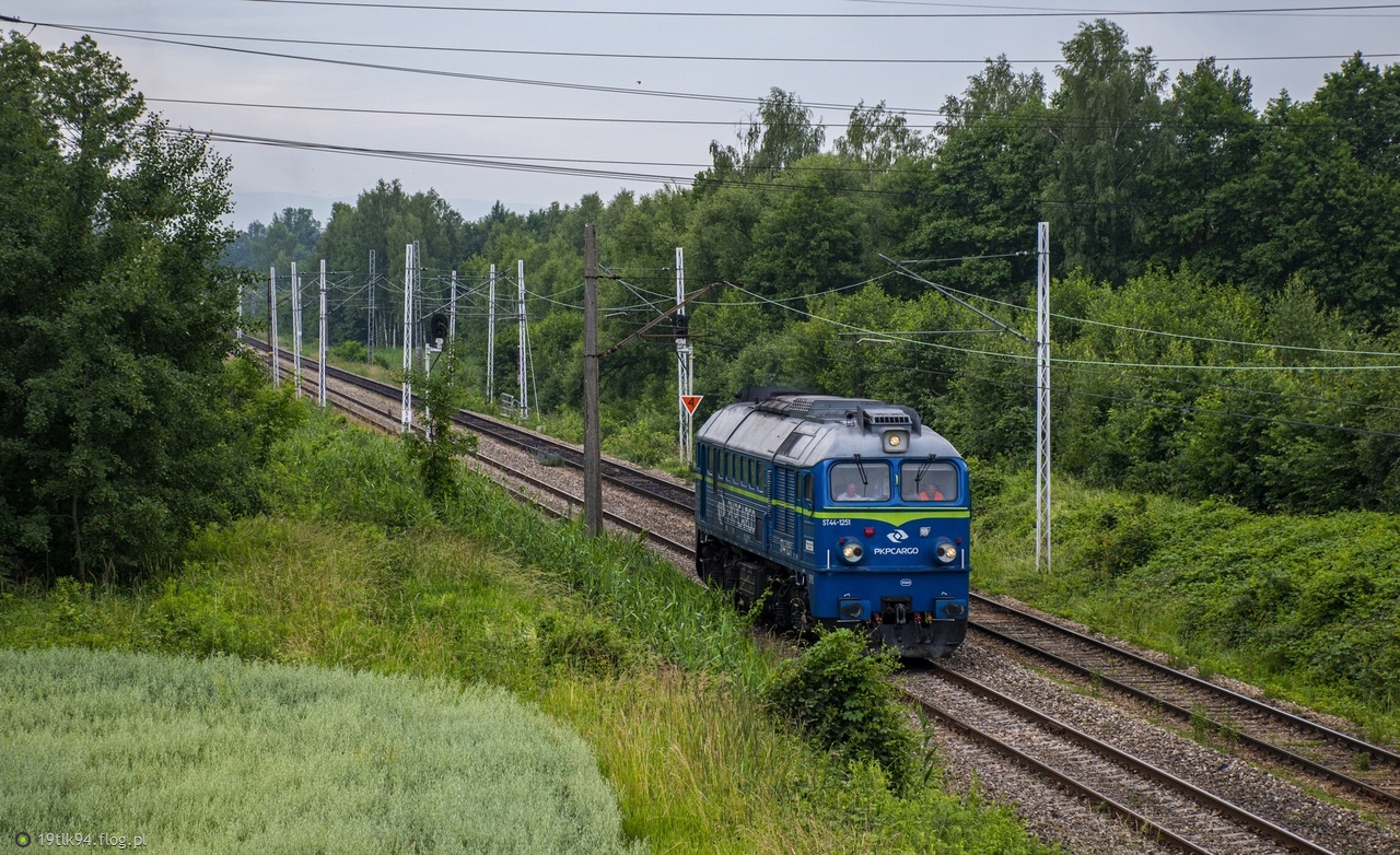 ST44-1251