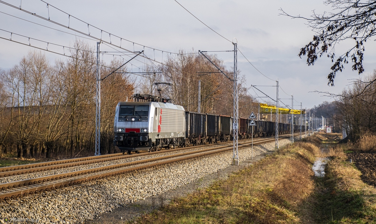 E189-452