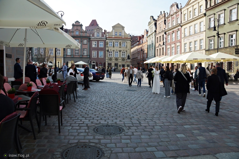 Na poznańskim Rynku dzieje się 🌞