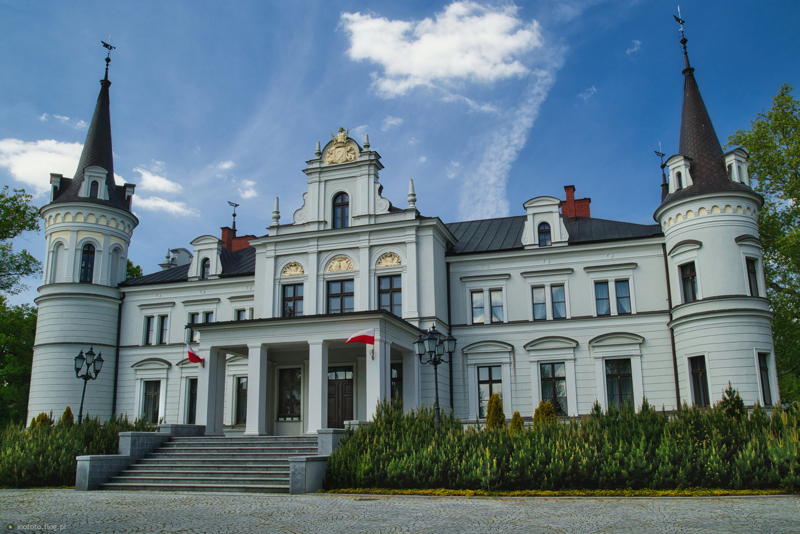 Pałac w Tarce