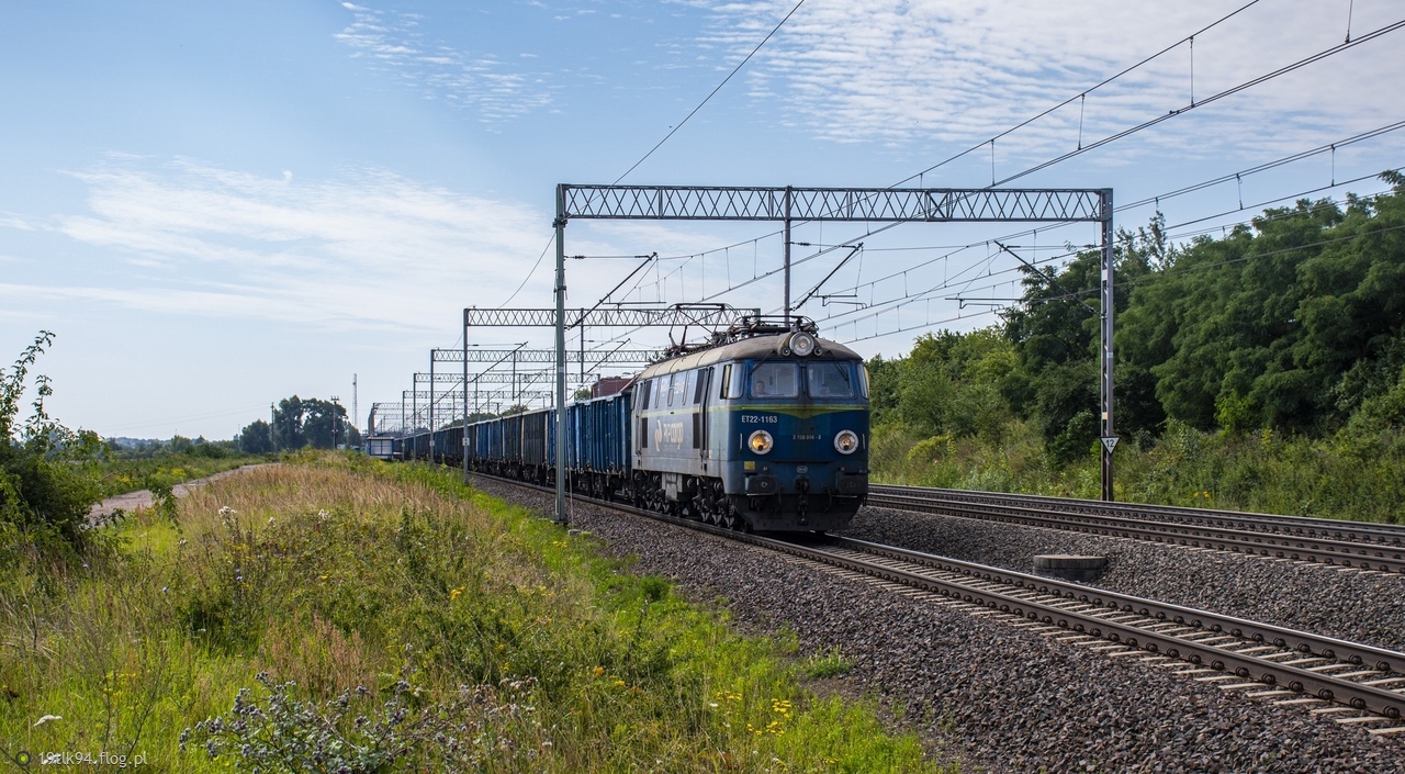 ET22-1163