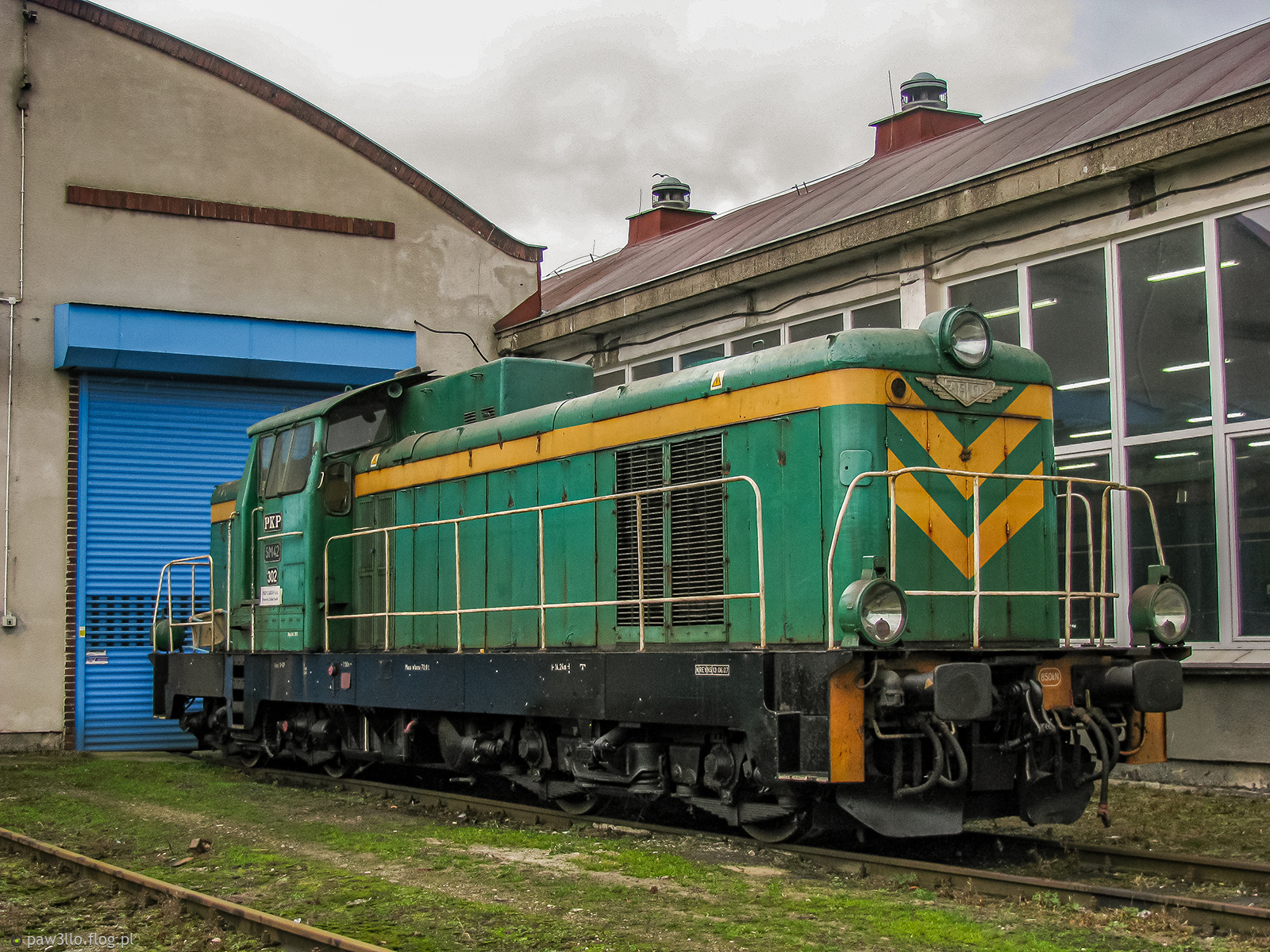 SM42-302