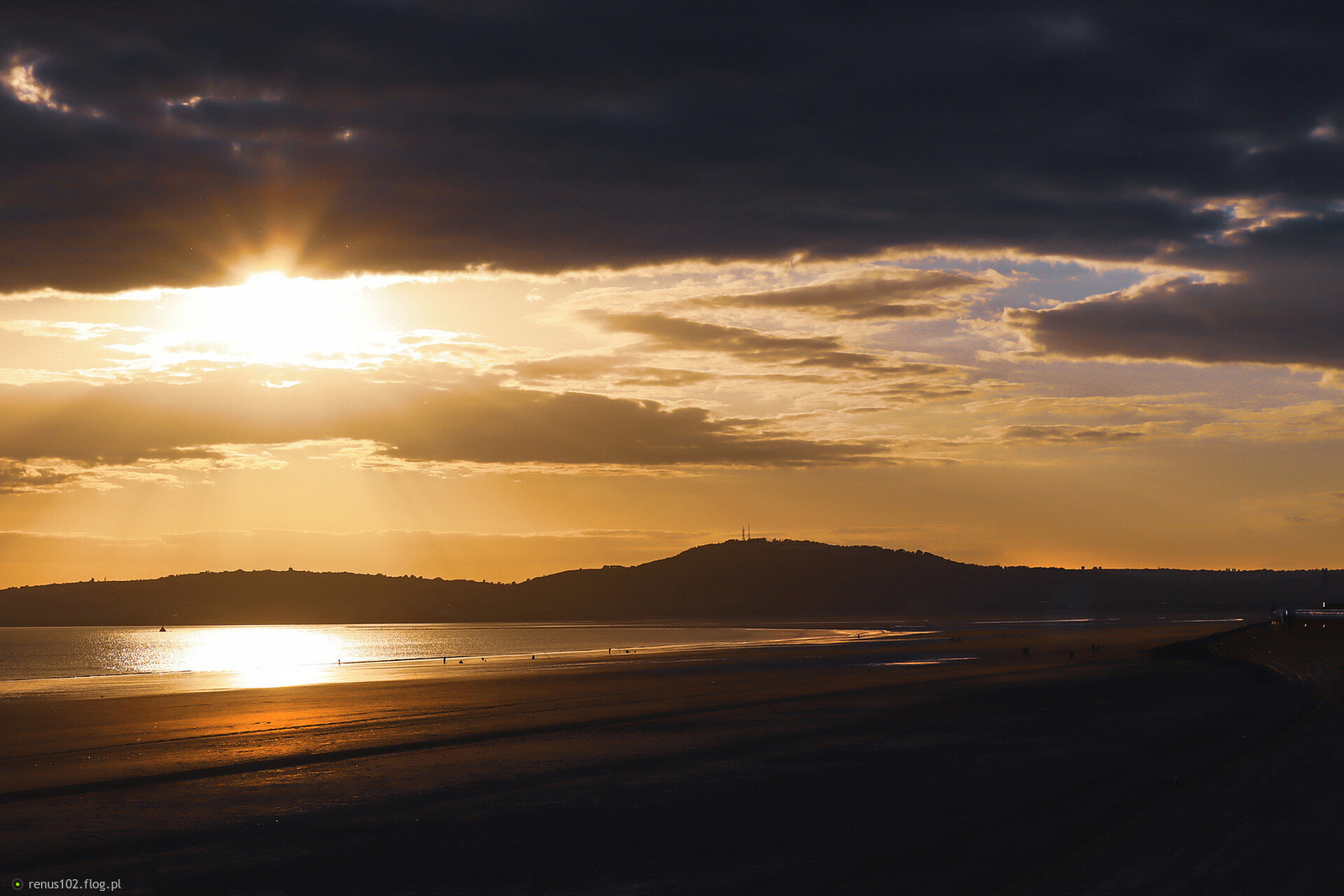 „Zachód słońca to dla nas wspaniała okazja, aby docenić wszystkie wspaniałe rzeczy, jakie daje nam słońce.”