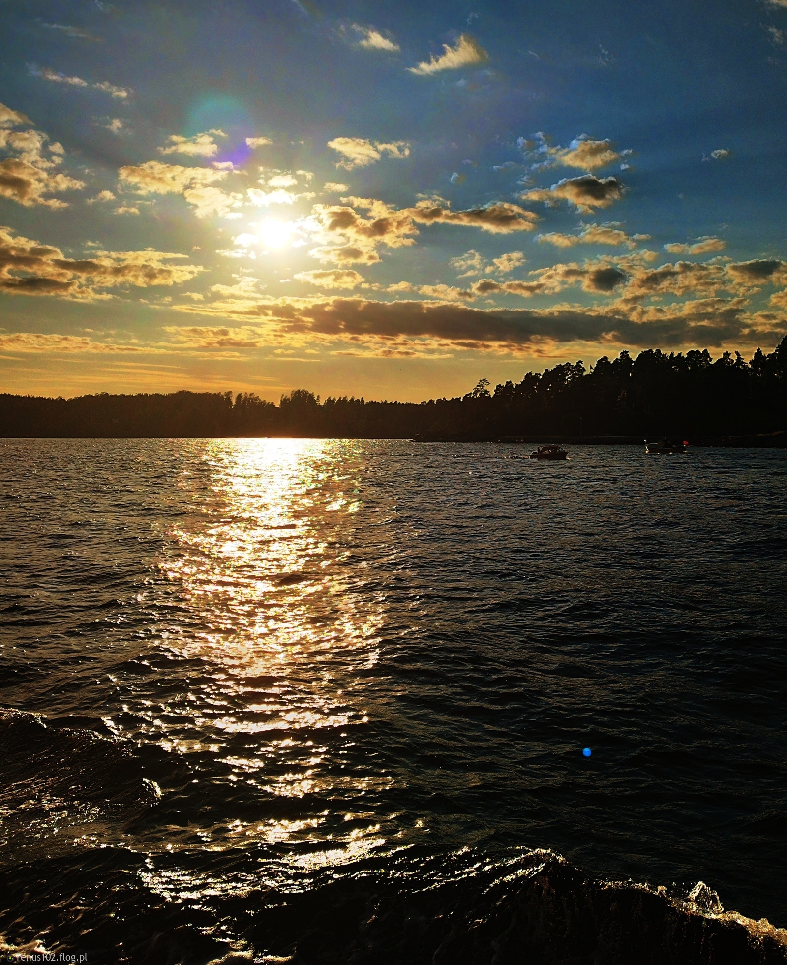 Zdjęcie z telefonu......komputer w naprawie😭