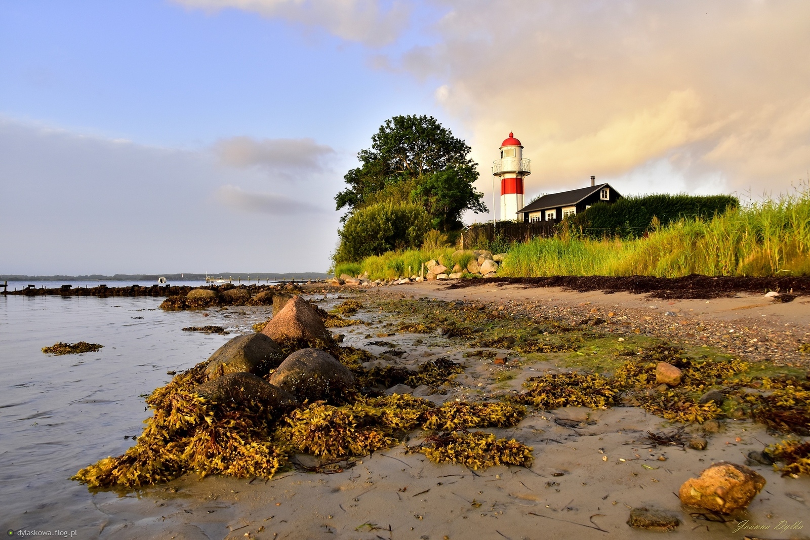 Kilka ujęć latarni w Rinkenæs