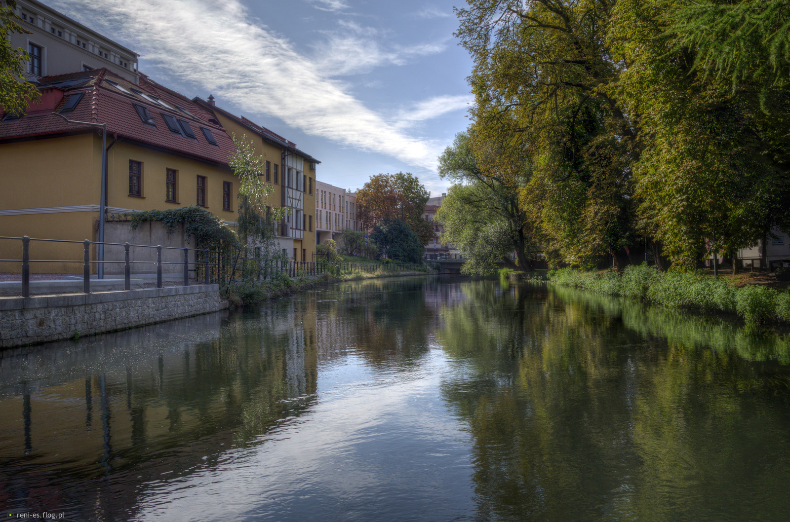 Jesień zagląda nad Młynówkę...;)