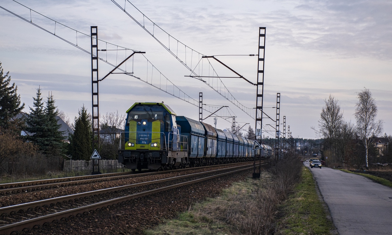 SM42-1201
