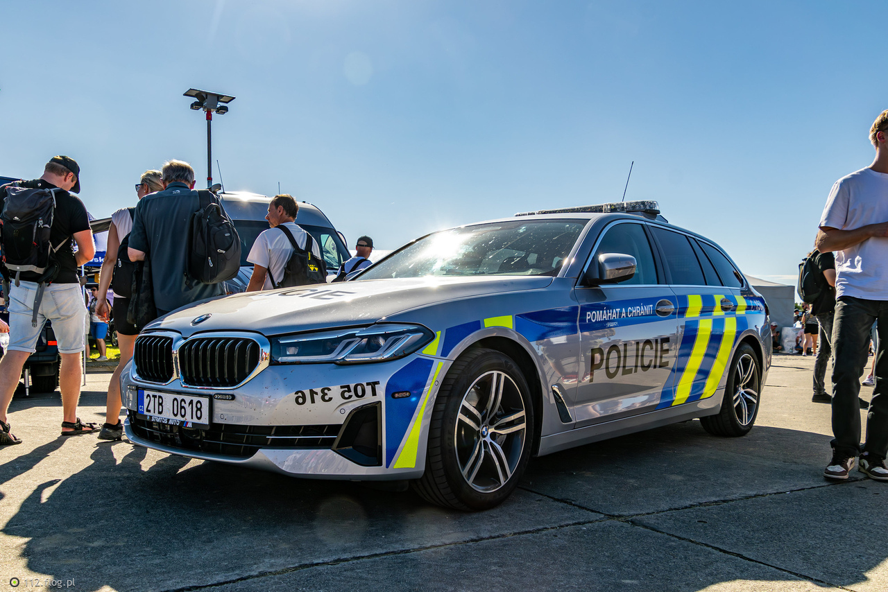BMW 540i xDrive Touring/Stratos Auto, spol. s.r.o #2TB 0618