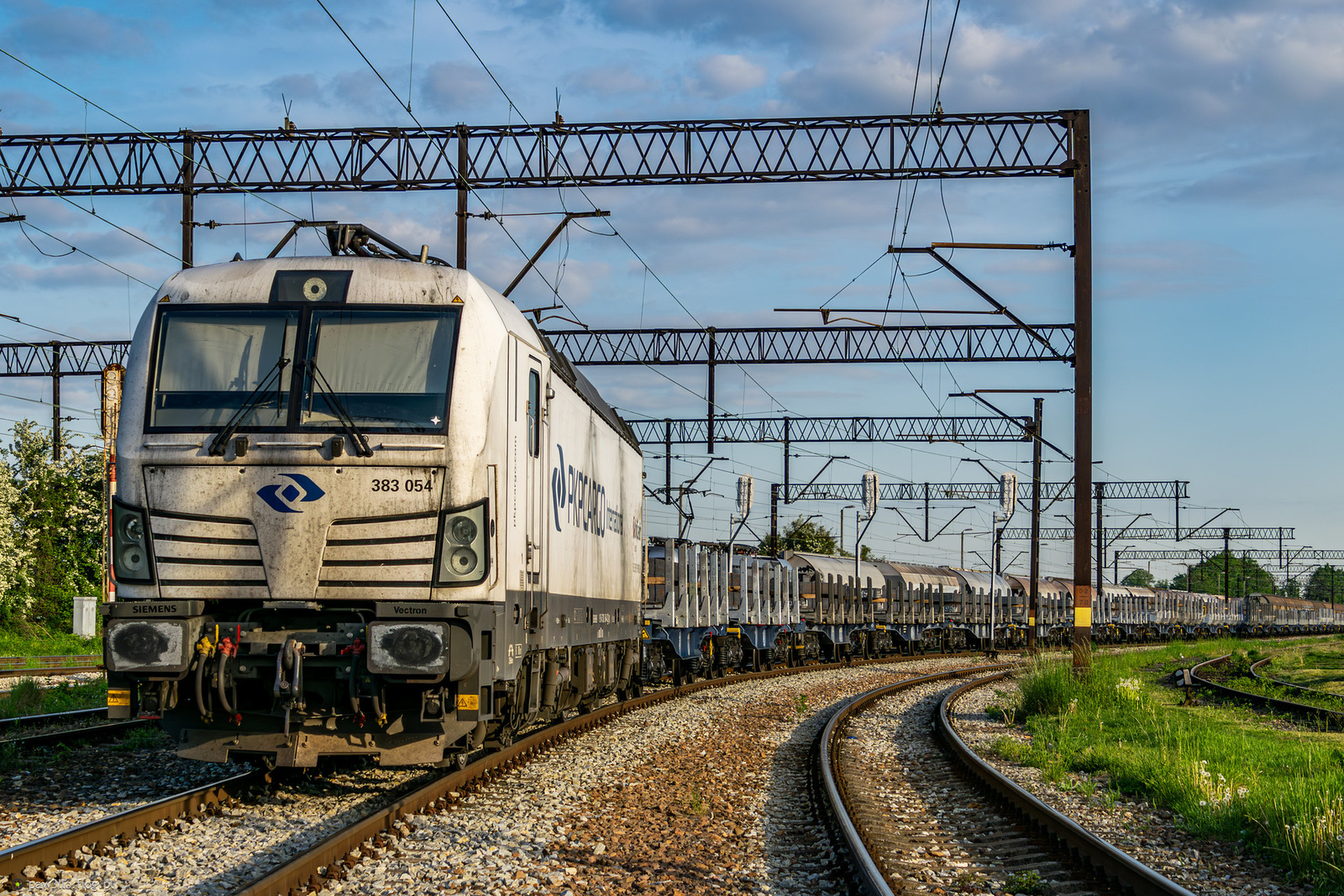 383 054 - Siemens X4EA Vectron - PKP Cargo International