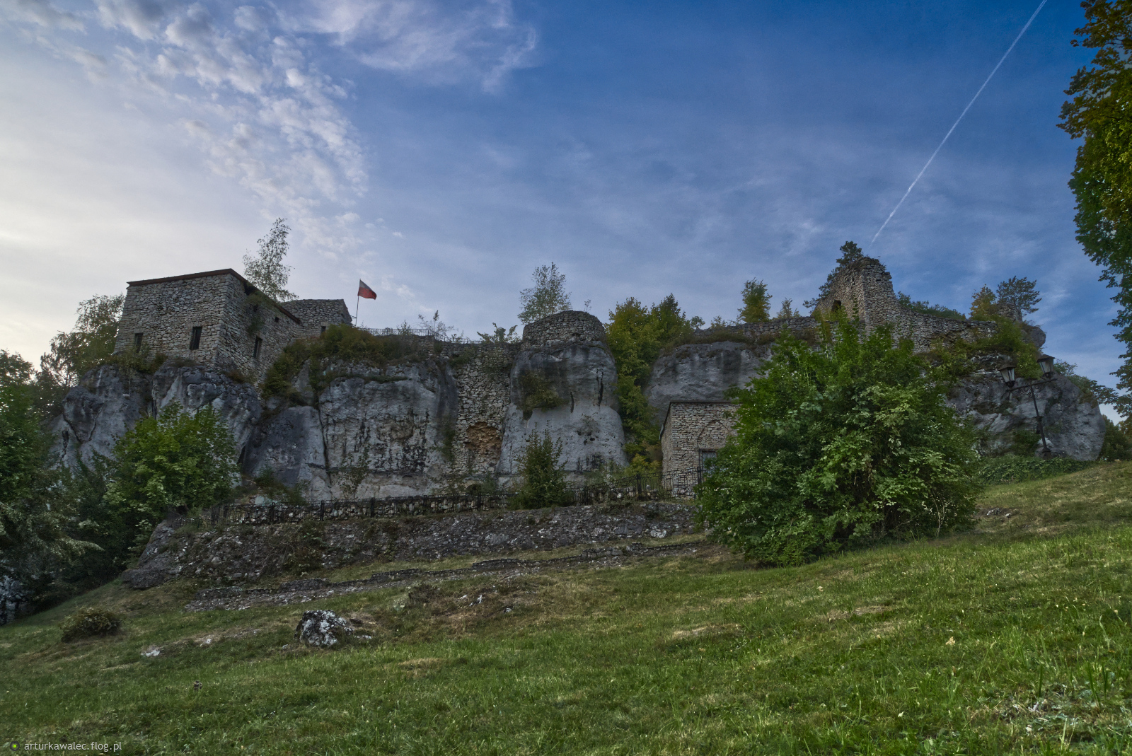 Zamek Bąkowiec w Morsku