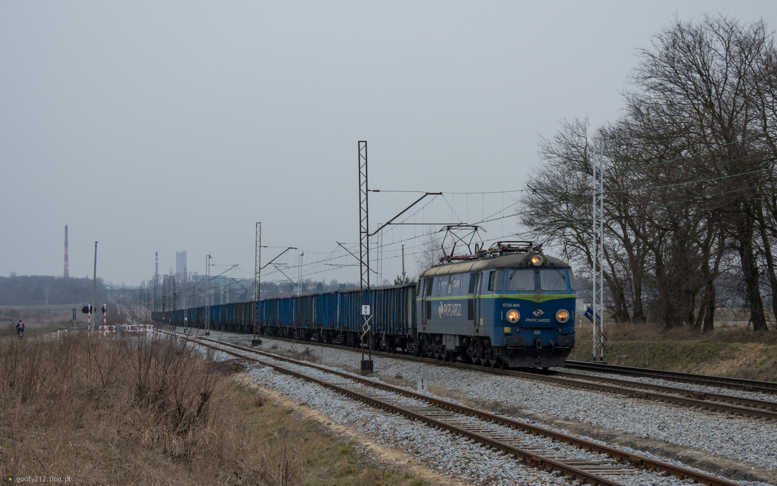 ET22-985