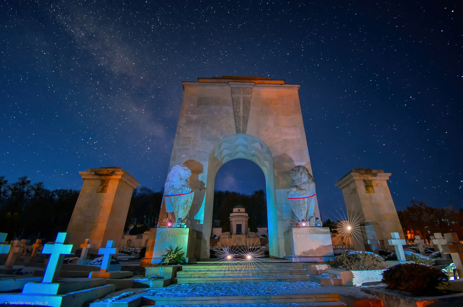 “Mortui sunt, ut liberi vivamus”