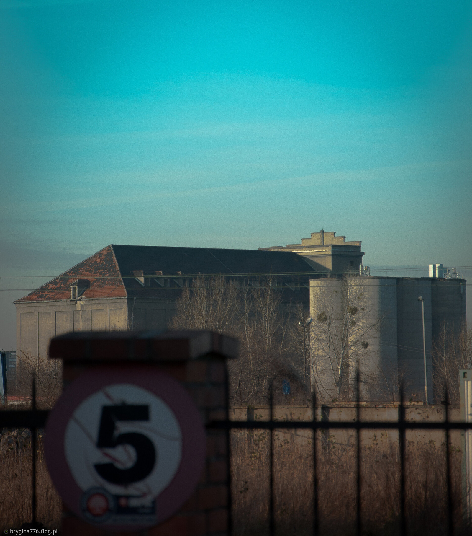 Silosów nie ma, Galerii nie ma, szkieletora nie ma....