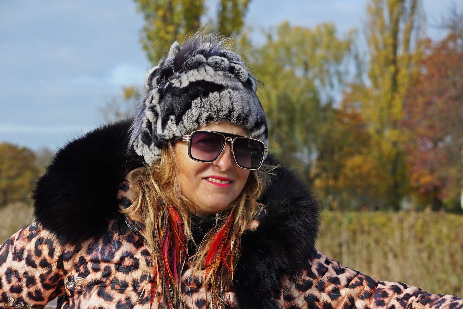 Ania w panterkę jesienną ubrana😊