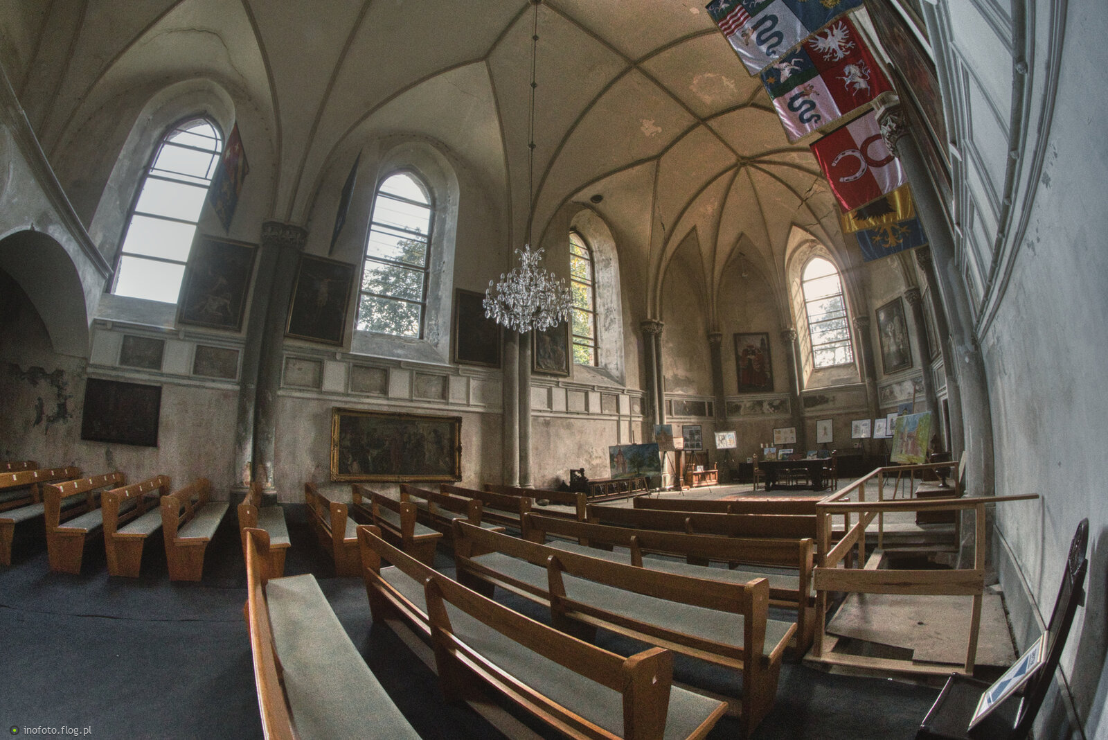 Sale na zamku w Niemodlinie