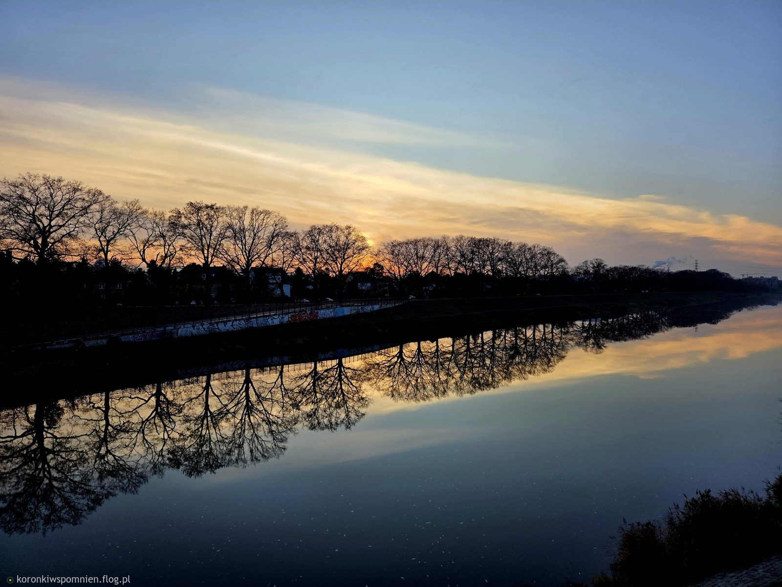 Nad Odrą o zachodzie słońca:) Ciepłe pozdrowienia Kochani:)