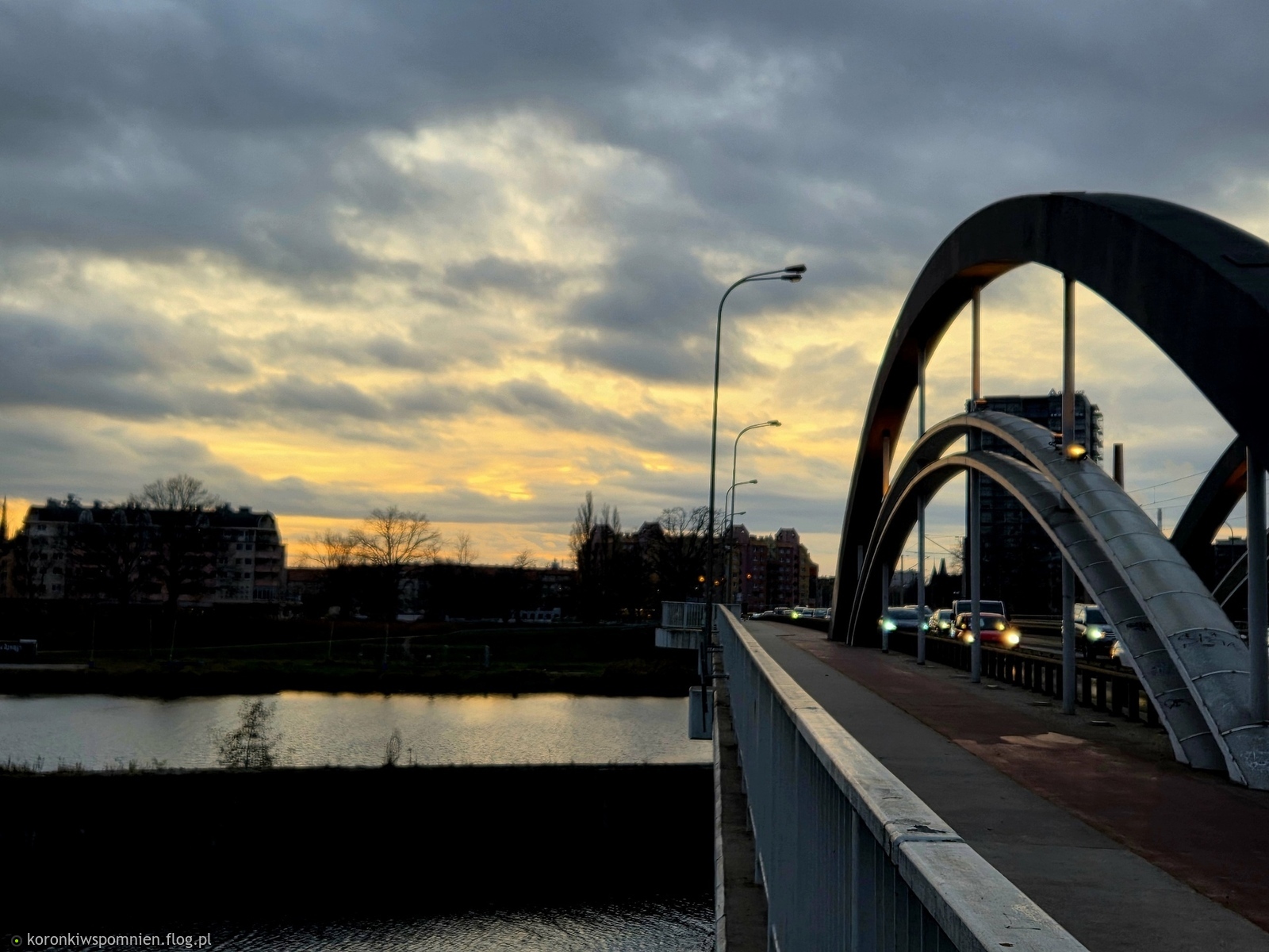 O zachodzie zawsze pięknie:) Spokojnego dzionka życzę:)