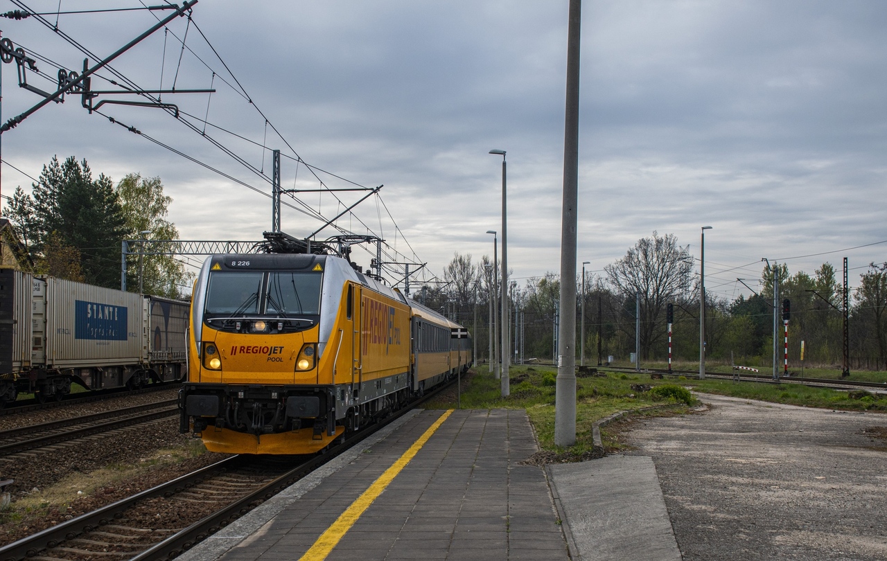 388 226-3