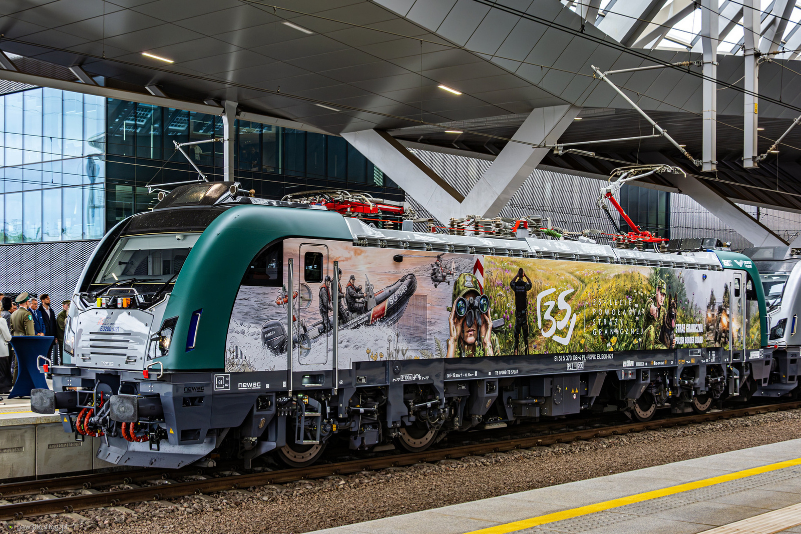 EU200-021 - Newag Griffin 2 E4MSUa - PKP Intercity