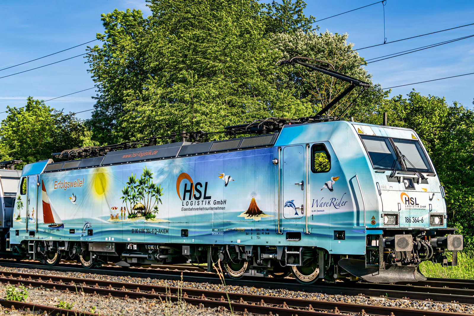186 364-6 - Bombardier Traxx MS F140 - Akiem/HSL Logistik