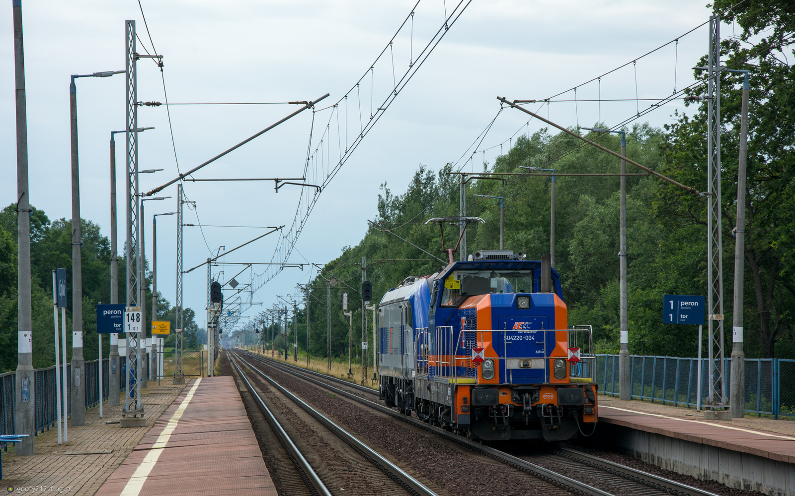 SU4220-004