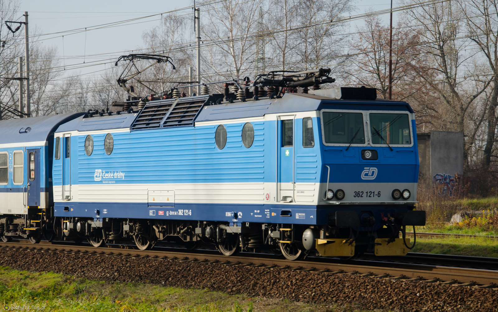 362 121-6