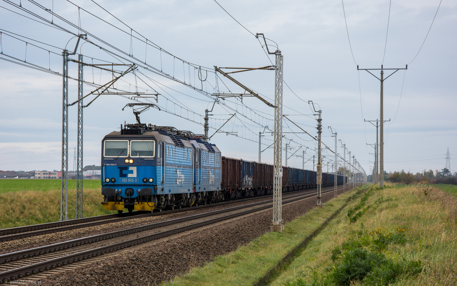 163 043-3