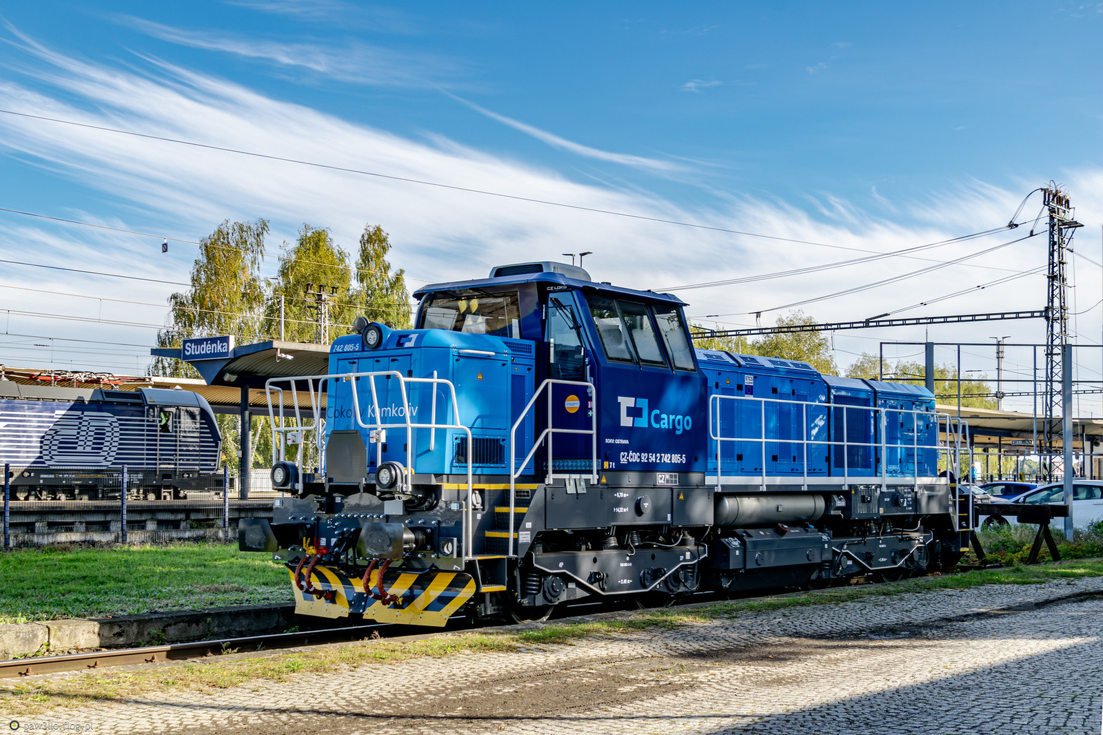 742 805-5 - EffiShunter 1000M - CD Cargo
