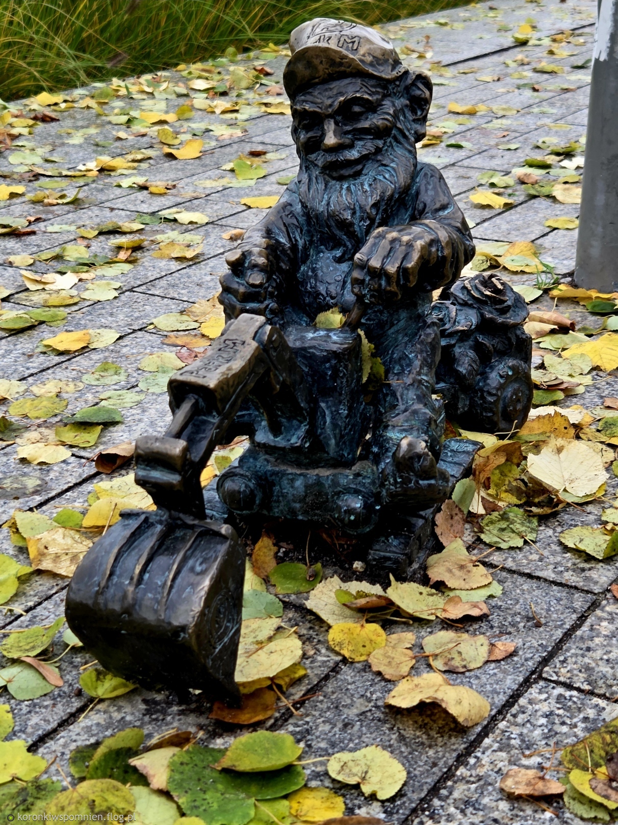 Trzeba zebrać liście...Spokojnej niedzieli:)