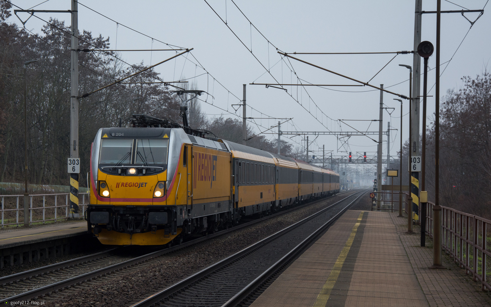 388 204