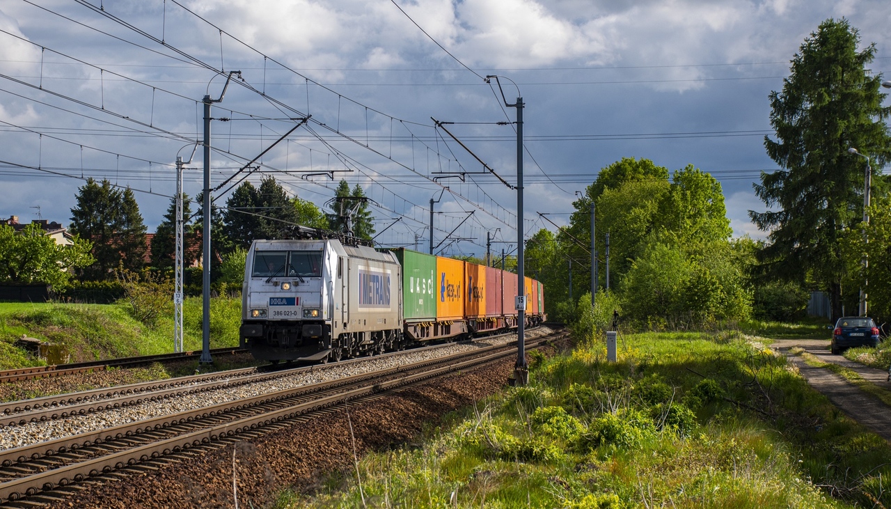 386 021-0
